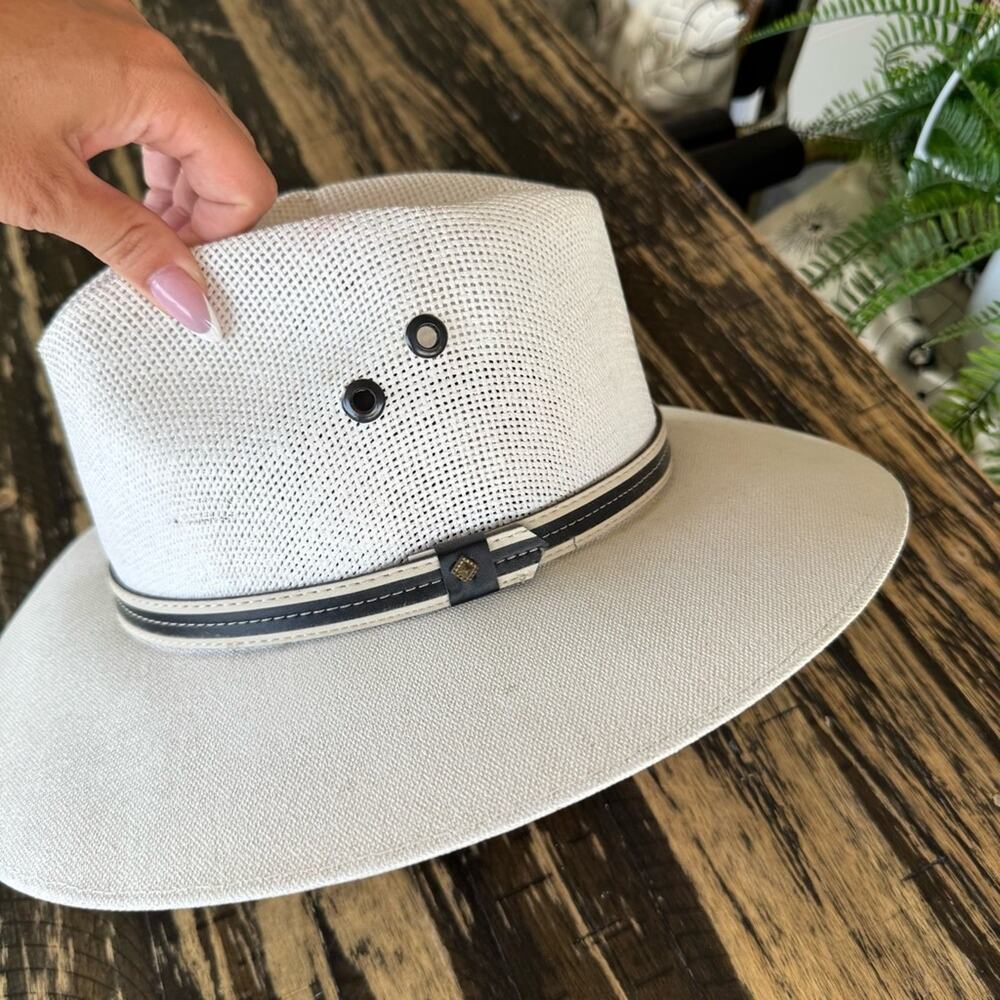 HAT - White Brimmed Country Cowboy Hat - MEDIUM - Picture 5 of 15
